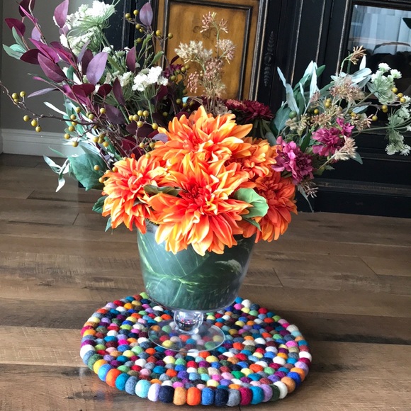 15.5” colorful Handmade Felt ball seat /plate mat - Picture 5 of 8